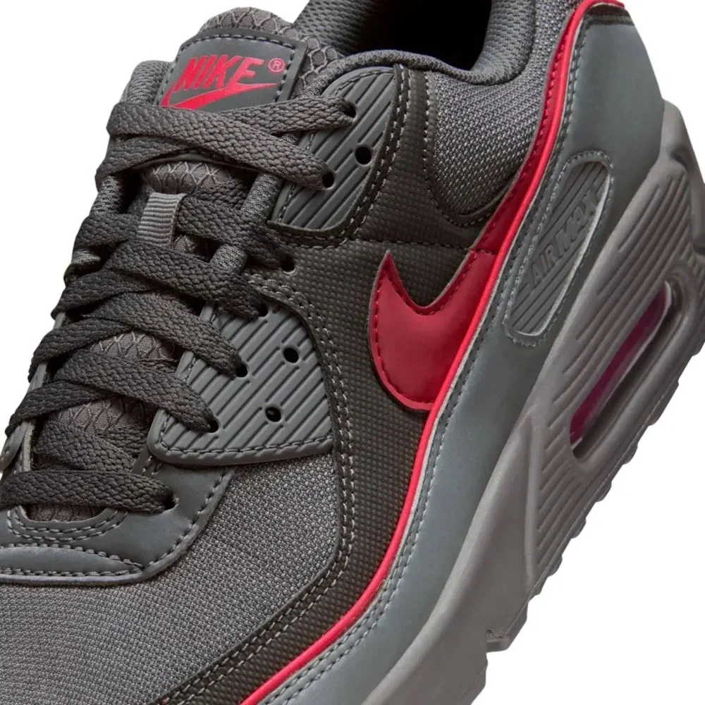 Nike Men's Charcoal and Hot Pink Sneakers - Picture 2 of 7